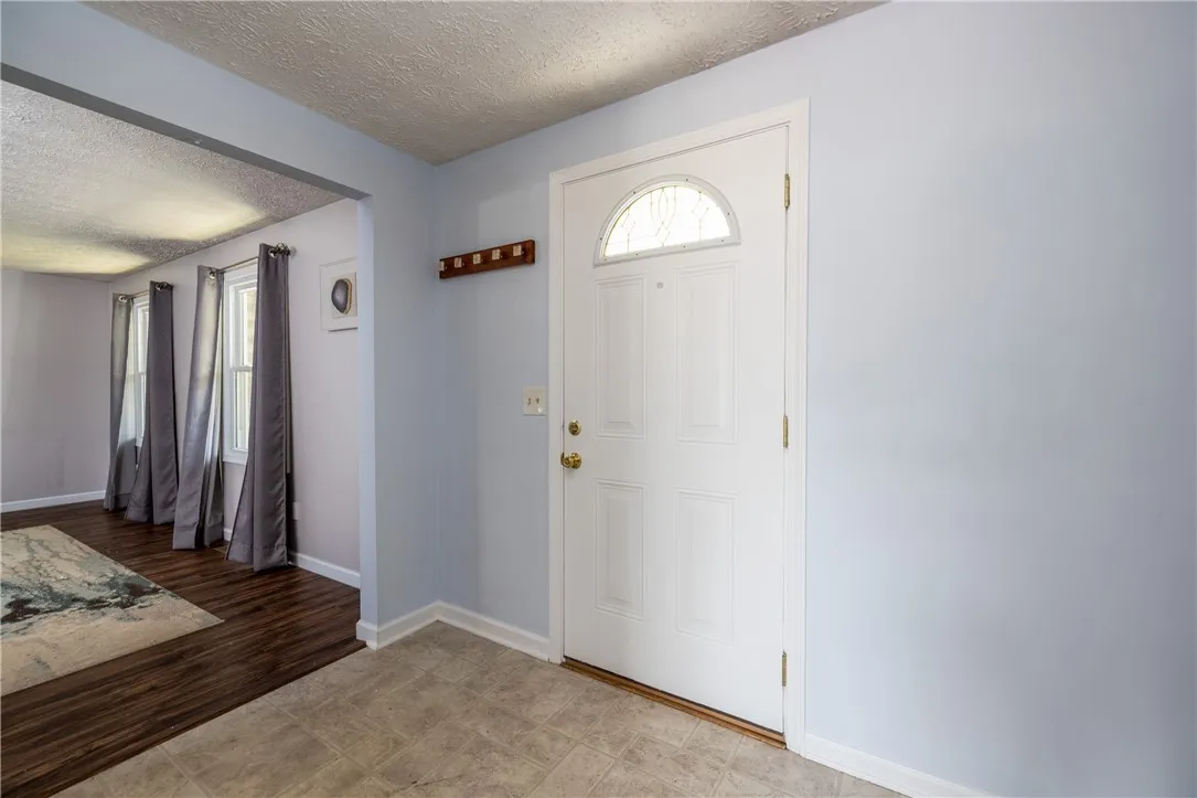 462 Crosby Lane, Greece, New York 14612, Greece, New York 14612, 3 Bedrooms Bedrooms, 7 Rooms Rooms,1 BathroomBathrooms,Residential,Closed,462 Crosby Lane, Greece, New York 14612,0,R1633588