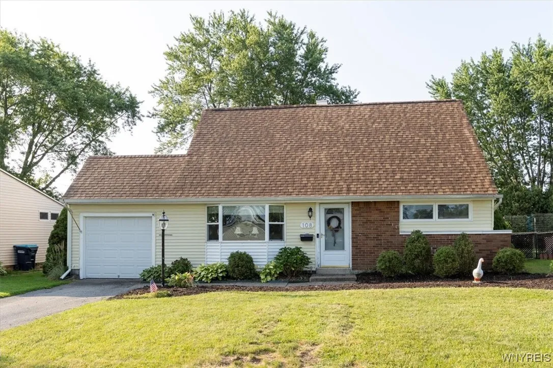 108 Jenell Drive, Grand Island, New York 14072, Grand Island, New York 14072, 3 Bedrooms Bedrooms, 8 Rooms Rooms,2 BathroomsBathrooms,Residential,Closed,108 Jenell Drive, Grand Island, New York 14072,0,B1634535
