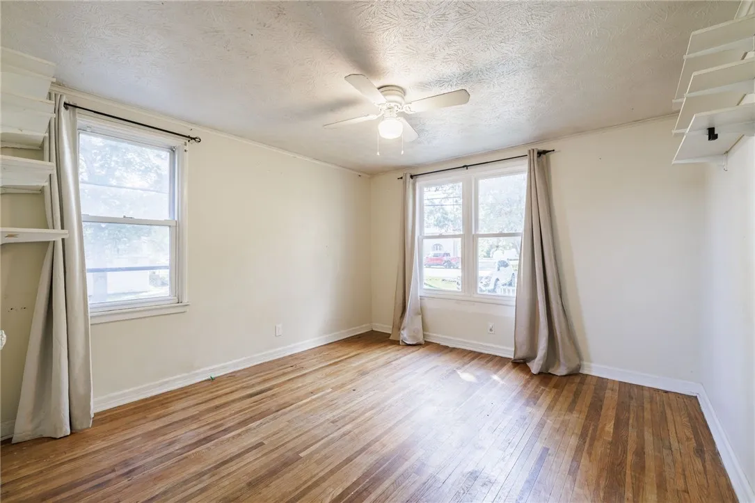 3066 Lyell Road, Gates, New York 14606, Gates, New York 14606, 2 Bedrooms Bedrooms, 4 Rooms Rooms,1 BathroomBathrooms,Residential,Closed,3066 Lyell Road, Gates, New York 14606,0,R1636550