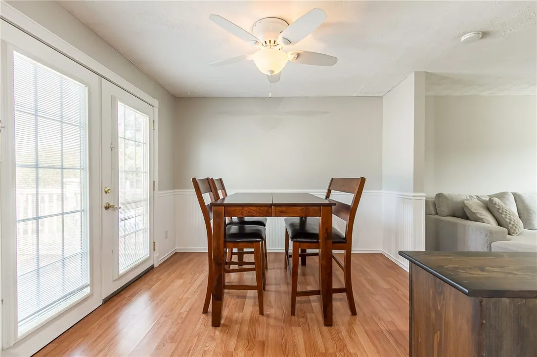 5715 Dalton Drive, Farmington, New York 14425, Farmington, New York 14425, 4 Bedrooms Bedrooms, 8 Rooms Rooms,2 BathroomsBathrooms,Residential,Closed,5715 Dalton Drive, Farmington, New York 14425,0,R1635952