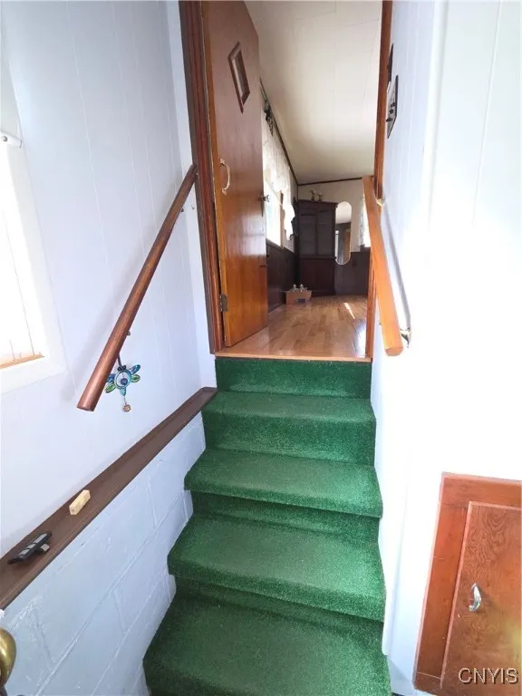 Enter up to Dining Area from outdoors