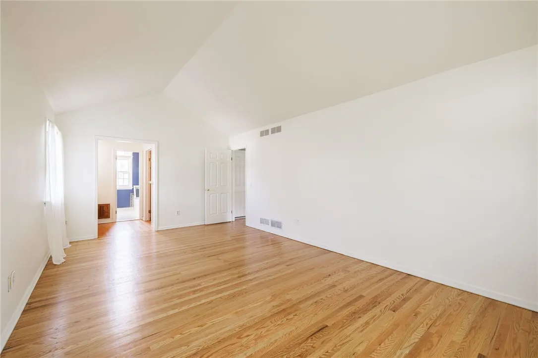 1 Waycross Road, Perinton, New York 14450, Perinton, New York 14450, 4 Bedrooms Bedrooms, 12 Rooms Rooms,2 BathroomsBathrooms,Residential,Closed,1 Waycross Road, Perinton, New York 14450,0,R1637123