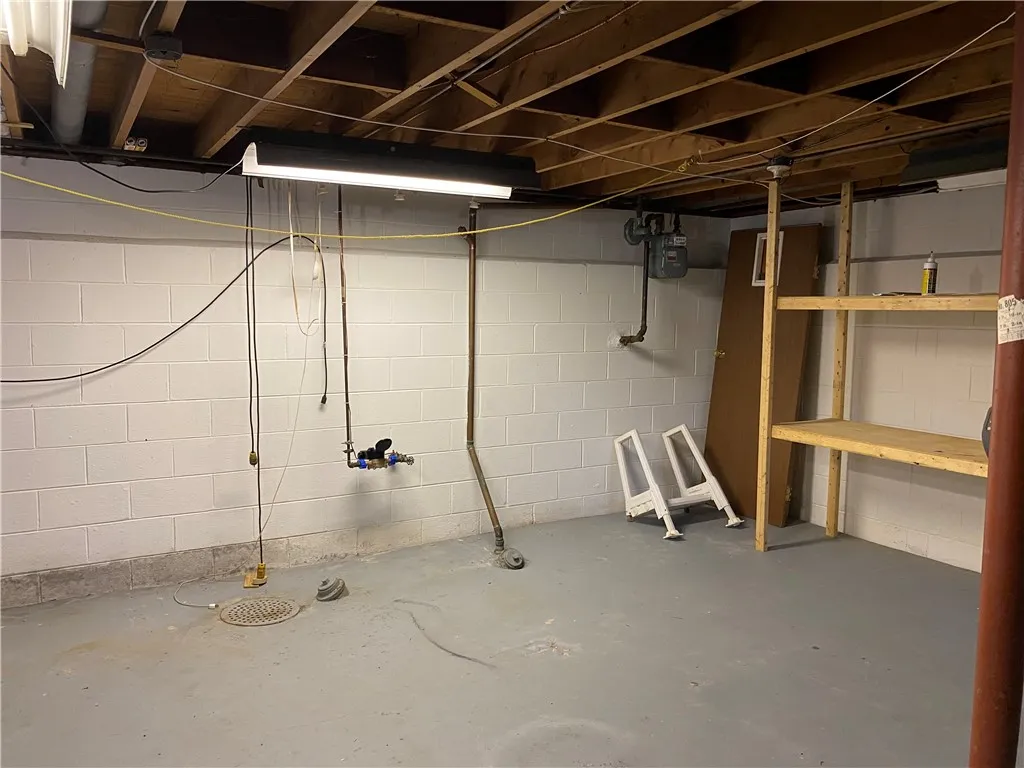 192 Summit Hill Drive, Greece, New York 14612, Greece, New York 14612, 3 Bedrooms Bedrooms, 7 Rooms Rooms,1 BathroomBathrooms,Residential,Closed,192 Summit Hill Drive, Greece, New York 14612,0,R1636705