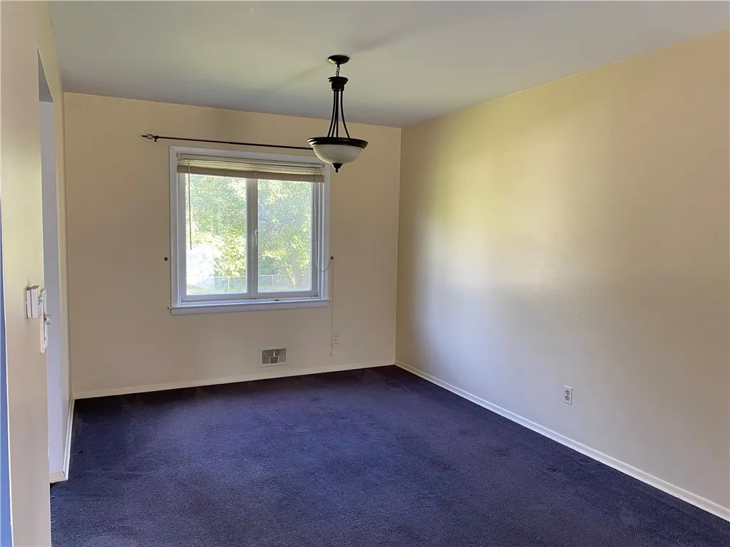 192 Summit Hill Drive, Greece, New York 14612, Greece, New York 14612, 3 Bedrooms Bedrooms, 7 Rooms Rooms,1 BathroomBathrooms,Residential,Closed,192 Summit Hill Drive, Greece, New York 14612,0,R1636705