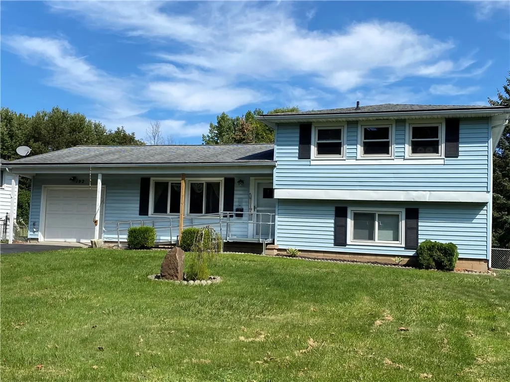 192 Summit Hill Drive, Greece, New York 14612, Greece, New York 14612, 3 Bedrooms Bedrooms, 7 Rooms Rooms,1 BathroomBathrooms,Residential,Closed,192 Summit Hill Drive, Greece, New York 14612,0,R1636705