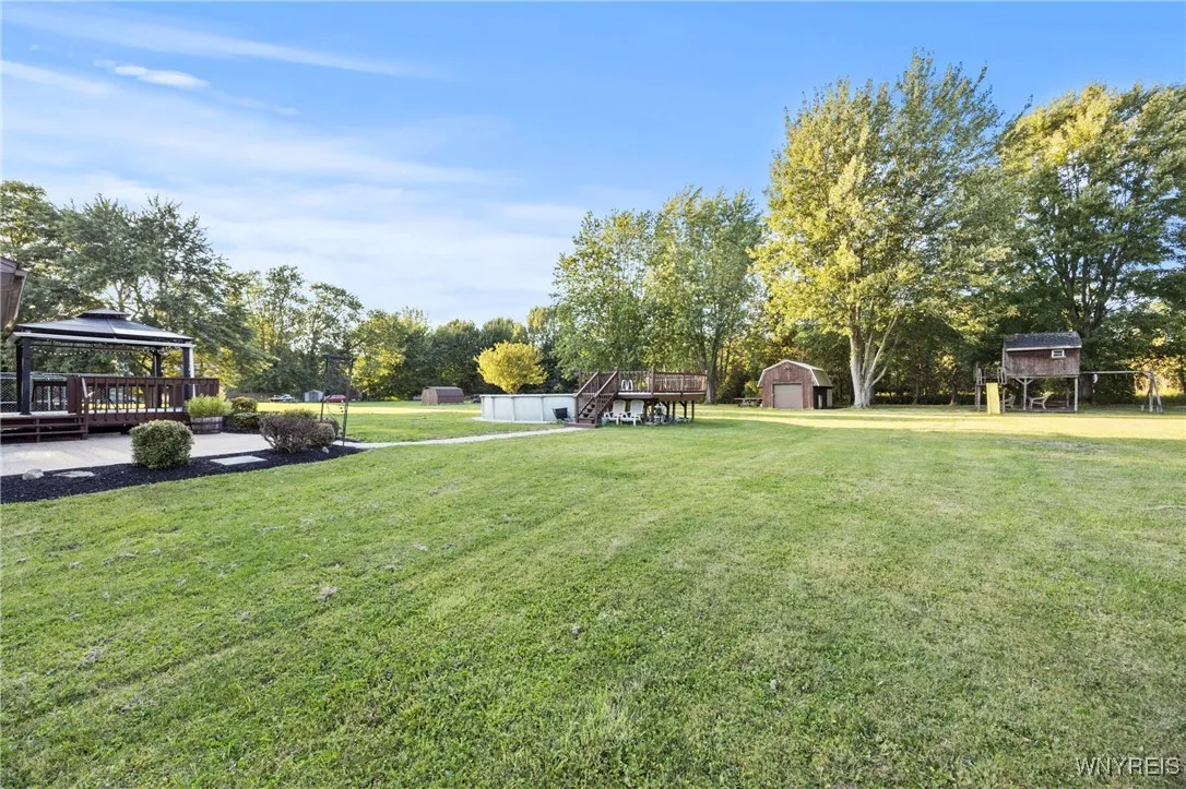 5821 Dunnigan Road, Pendleton, New York 14094, Pendleton, New York 14094, 4 Bedrooms Bedrooms, 12 Rooms Rooms,2 BathroomsBathrooms,Residential,Closed,5821 Dunnigan Road, Pendleton, New York 14094,0,B1637197