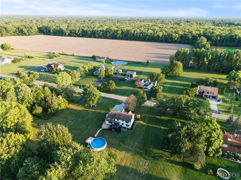 5821 Dunnigan Road, Pendleton, New York 14094, Pendleton, New York 14094, 4 Bedrooms Bedrooms, 12 Rooms Rooms,2 BathroomsBathrooms,Residential,Closed,5821 Dunnigan Road, Pendleton, New York 14094,0,B1637197