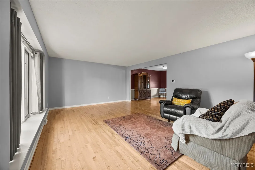 5821 Dunnigan Road, Pendleton, New York 14094, Pendleton, New York 14094, 4 Bedrooms Bedrooms, 12 Rooms Rooms,2 BathroomsBathrooms,Residential,Closed,5821 Dunnigan Road, Pendleton, New York 14094,0,B1637197