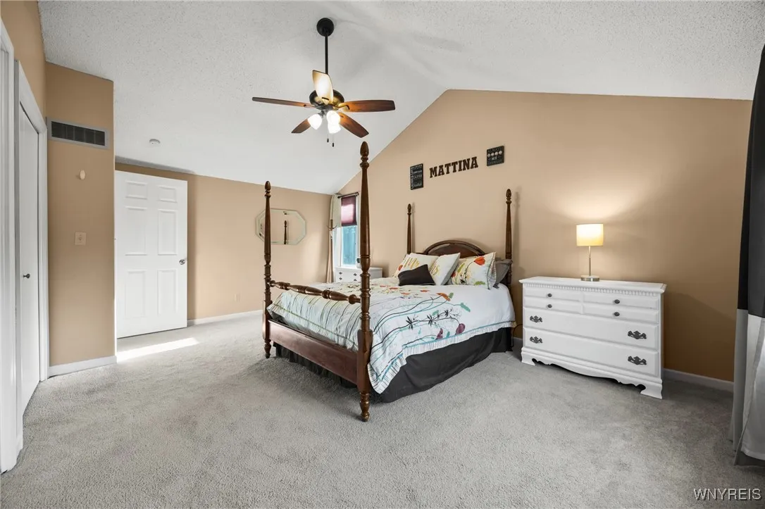 5821 Dunnigan Road, Pendleton, New York 14094, Pendleton, New York 14094, 4 Bedrooms Bedrooms, 12 Rooms Rooms,2 BathroomsBathrooms,Residential,Closed,5821 Dunnigan Road, Pendleton, New York 14094,0,B1637197