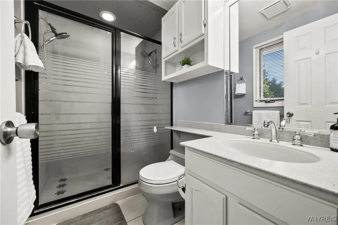 5821 Dunnigan Road, Pendleton, New York 14094, Pendleton, New York 14094, 4 Bedrooms Bedrooms, 12 Rooms Rooms,2 BathroomsBathrooms,Residential,Closed,5821 Dunnigan Road, Pendleton, New York 14094,0,B1637197