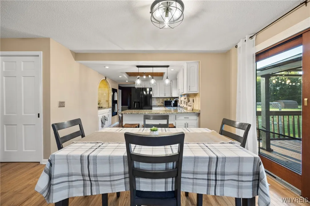 5821 Dunnigan Road, Pendleton, New York 14094, Pendleton, New York 14094, 4 Bedrooms Bedrooms, 12 Rooms Rooms,2 BathroomsBathrooms,Residential,Closed,5821 Dunnigan Road, Pendleton, New York 14094,0,B1637197