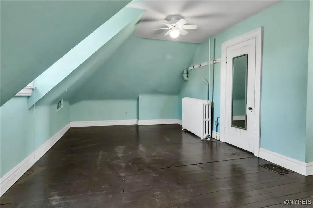 33 Summit Avenue, Buffalo, New York 14214, Buffalo, New York 14214, 4 Bedrooms Bedrooms, 11 Rooms Rooms,2 BathroomsBathrooms,Residential,Closed,33 Summit Avenue, Buffalo, New York 14214,0,B1637026