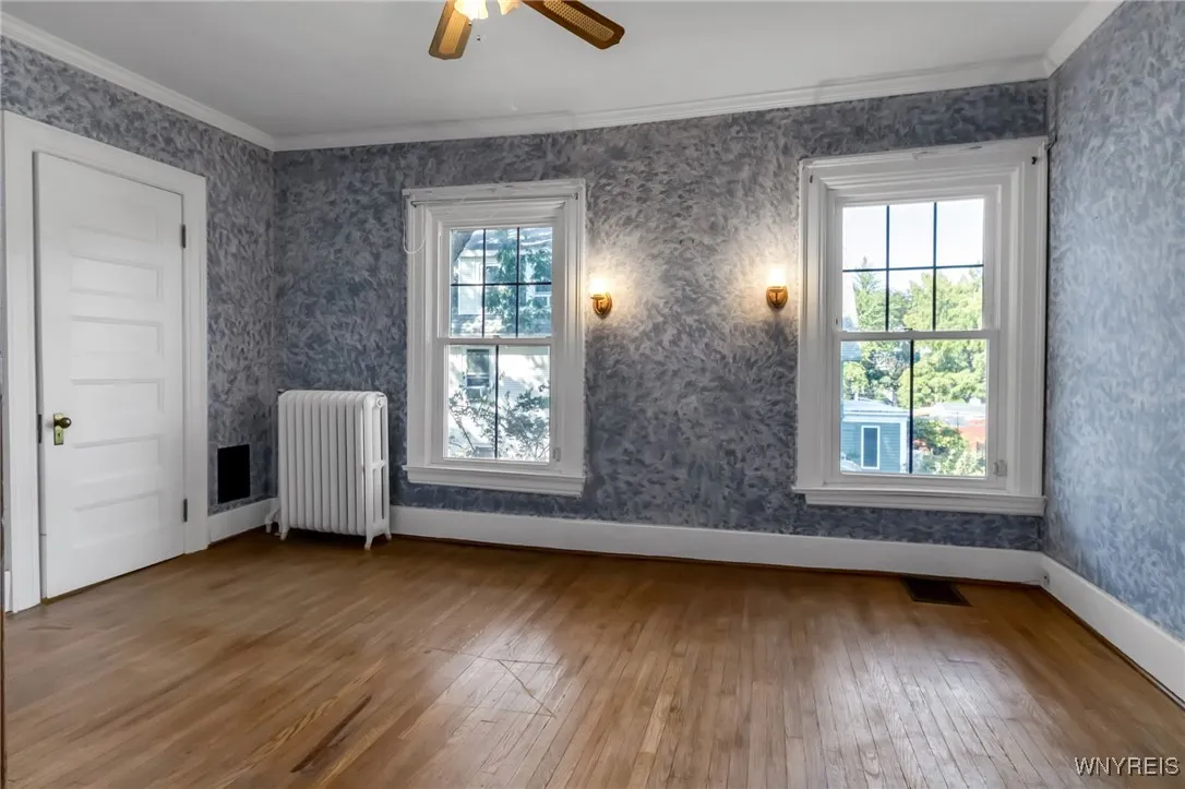 33 Summit Avenue, Buffalo, New York 14214, Buffalo, New York 14214, 4 Bedrooms Bedrooms, 11 Rooms Rooms,2 BathroomsBathrooms,Residential,Closed,33 Summit Avenue, Buffalo, New York 14214,0,B1637026