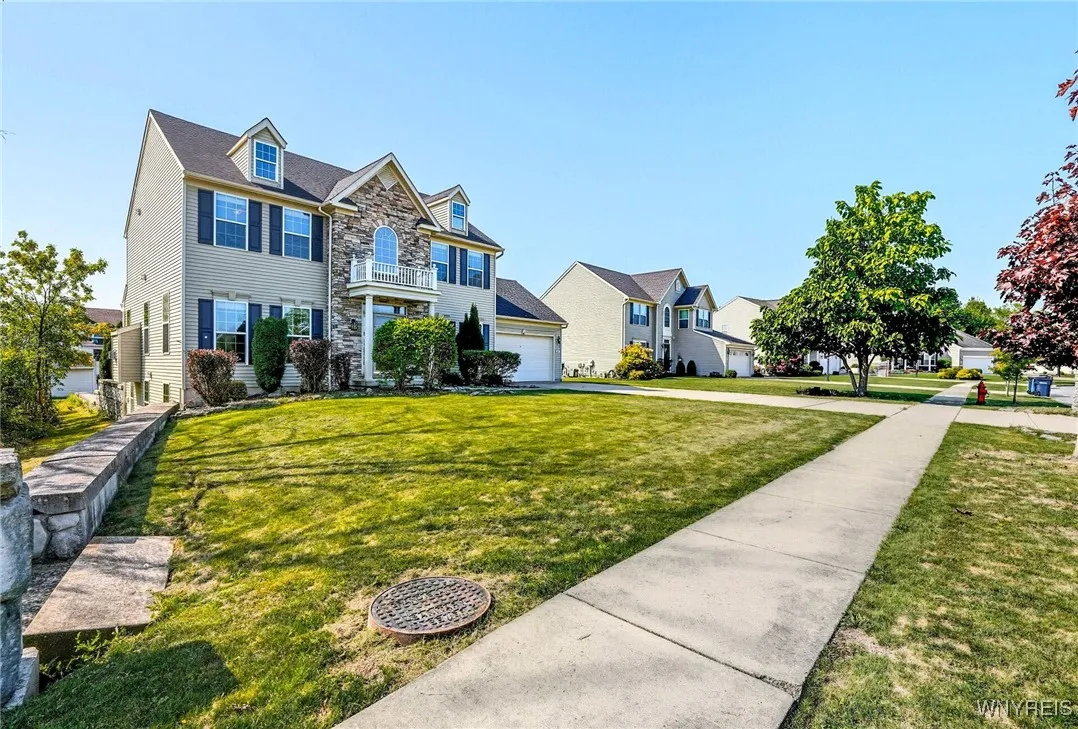 287 Waterford Park, Grand Island, New York 14072, Grand Island, New York 14072, 4 Bedrooms Bedrooms, 8 Rooms Rooms,2 BathroomsBathrooms,Residential,Closed,287 Waterford Park, Grand Island, New York 14072,0,B1633598