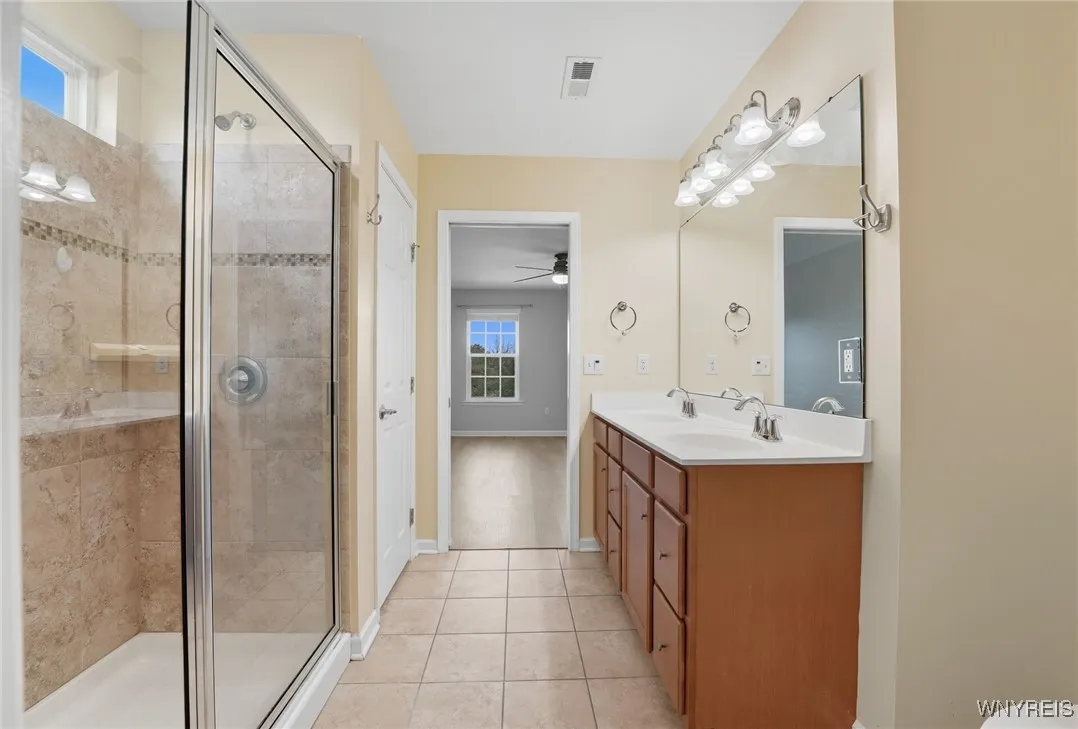 287 Waterford Park, Grand Island, New York 14072, Grand Island, New York 14072, 4 Bedrooms Bedrooms, 8 Rooms Rooms,2 BathroomsBathrooms,Residential,Closed,287 Waterford Park, Grand Island, New York 14072,0,B1633598