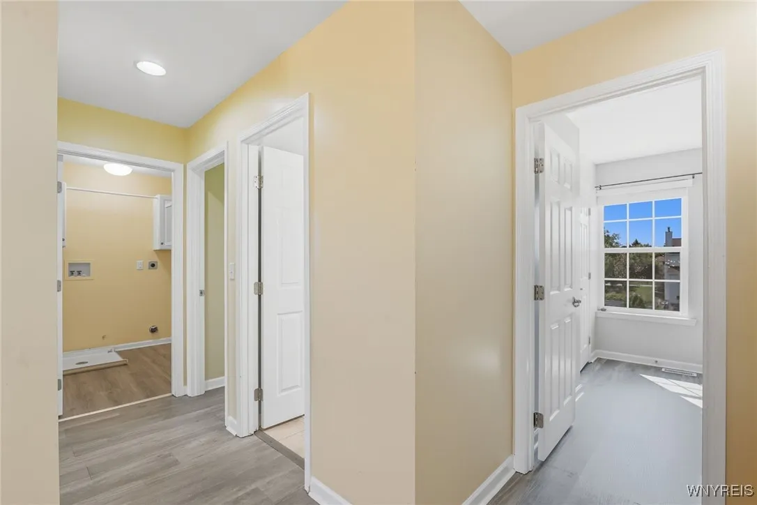 287 Waterford Park, Grand Island, New York 14072, Grand Island, New York 14072, 4 Bedrooms Bedrooms, 8 Rooms Rooms,2 BathroomsBathrooms,Residential,Closed,287 Waterford Park, Grand Island, New York 14072,0,B1633598