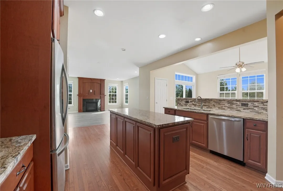 287 Waterford Park, Grand Island, New York 14072, Grand Island, New York 14072, 4 Bedrooms Bedrooms, 8 Rooms Rooms,2 BathroomsBathrooms,Residential,Closed,287 Waterford Park, Grand Island, New York 14072,0,B1633598