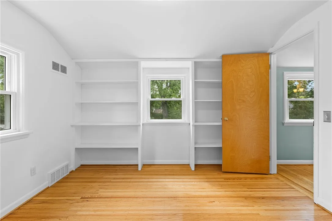 67 Fairmeadow Drive, Brighton, New York 14618, Brighton, New York 14618, 3 Bedrooms Bedrooms, 6 Rooms Rooms,2 BathroomsBathrooms,Residential,Closed,67 Fairmeadow Drive, Brighton, New York 14618,0,R1636828