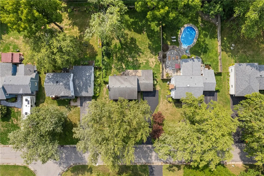 67 Fairmeadow Drive, Brighton, New York 14618, Brighton, New York 14618, 3 Bedrooms Bedrooms, 6 Rooms Rooms,2 BathroomsBathrooms,Residential,Closed,67 Fairmeadow Drive, Brighton, New York 14618,0,R1636828