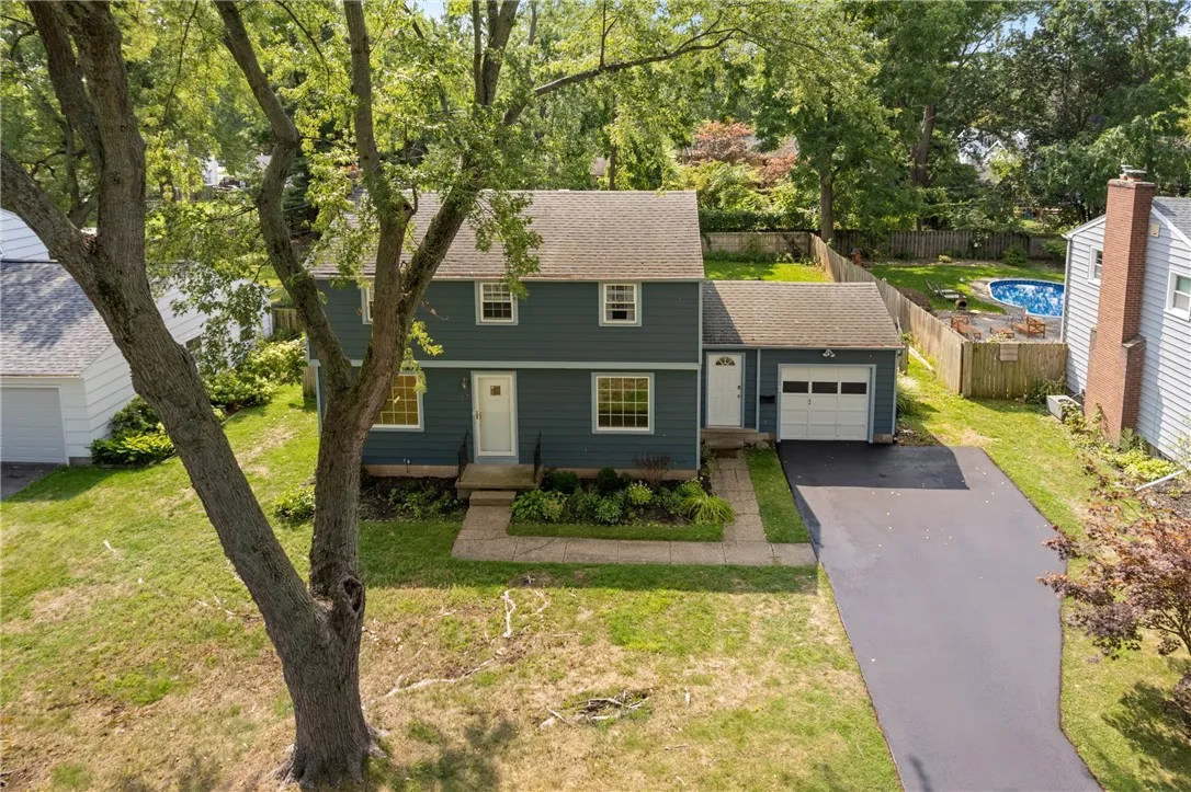 67 Fairmeadow Drive, Brighton, New York 14618, Brighton, New York 14618, 3 Bedrooms Bedrooms, 6 Rooms Rooms,2 BathroomsBathrooms,Residential,Closed,67 Fairmeadow Drive, Brighton, New York 14618,0,R1636828