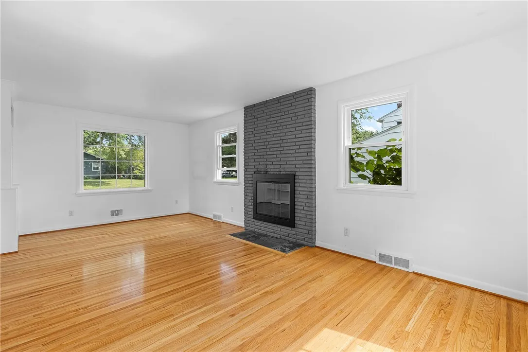 67 Fairmeadow Drive, Brighton, New York 14618, Brighton, New York 14618, 3 Bedrooms Bedrooms, 6 Rooms Rooms,2 BathroomsBathrooms,Residential,Closed,67 Fairmeadow Drive, Brighton, New York 14618,0,R1636828