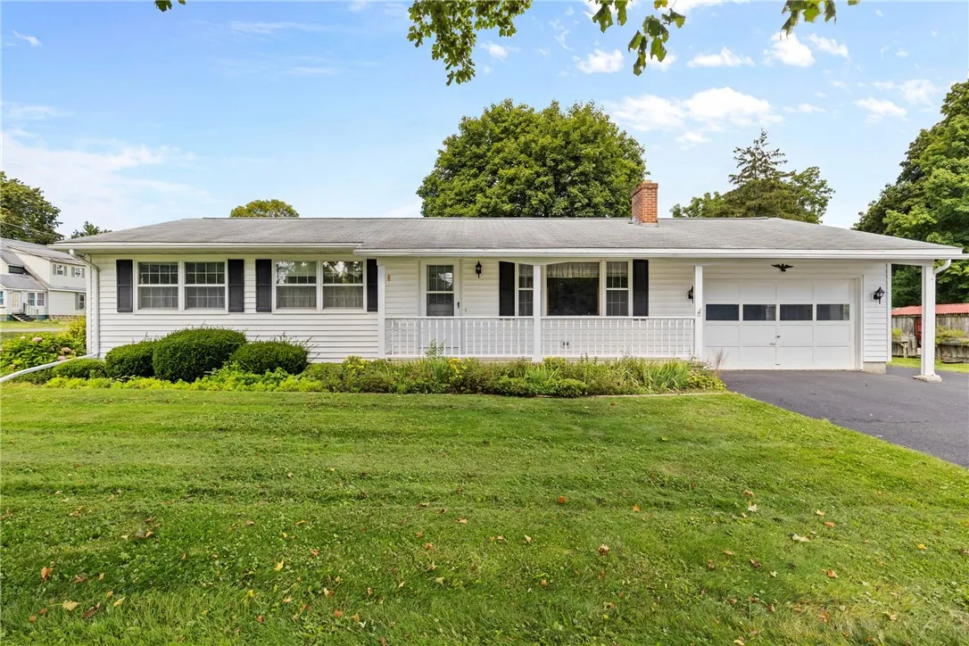 101 Main Street, Leicester, New York 14481, Leicester, New York 14481, 3 Bedrooms Bedrooms, 6 Rooms Rooms,1 BathroomBathrooms,Residential,Closed,101 Main Street, Leicester, New York 14481,0,R1634840