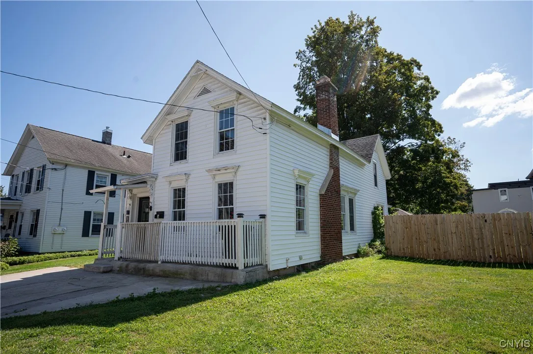5 Park Street, New Hartford, New York 13413, New Hartford, New York 13413, 3 Bedrooms Bedrooms, 7 Rooms Rooms,2 BathroomsBathrooms,Residential,Closed,5 Park Street, New Hartford, New York 13413,0,S1637274