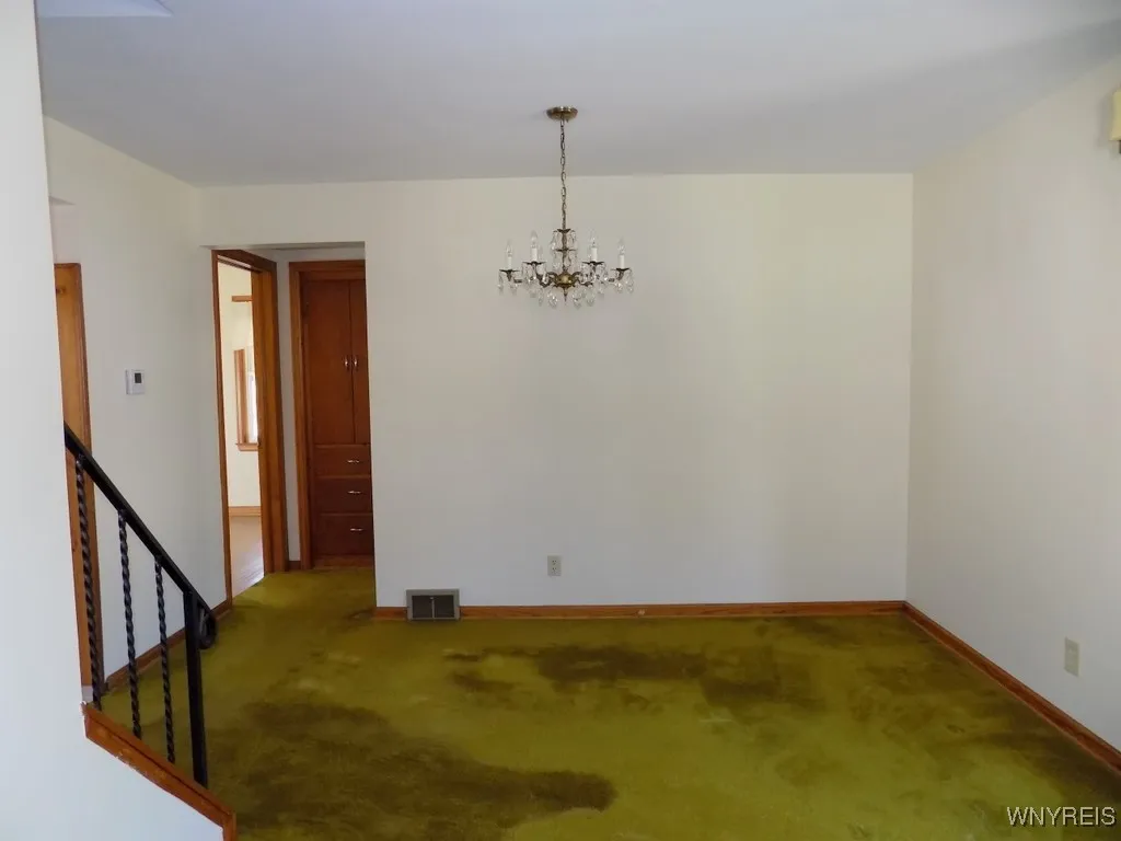 64 Oakridge Avenue, Tonawanda, New York 14217, Tonawanda, New York 14217, 3 Bedrooms Bedrooms, 6 Rooms Rooms,1 BathroomBathrooms,Residential,For Sale,64 Oakridge Avenue, Tonawanda, New York 14217,0,B1627591