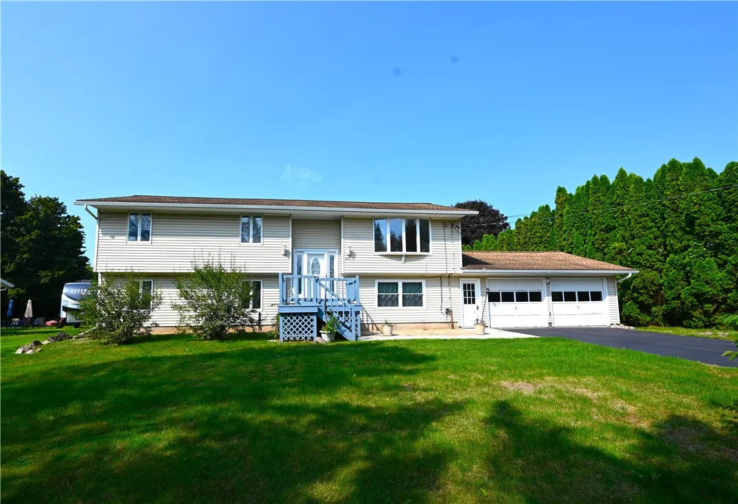 1093 Washington St Upper, Ogden, New York 14559, Ogden, New York 14559, 3 Bedrooms Bedrooms, 5 Rooms Rooms,1 BathroomBathrooms,Residential Lease,Closed,1093 Washington St Upper, Ogden, New York 14559,0,R1637281