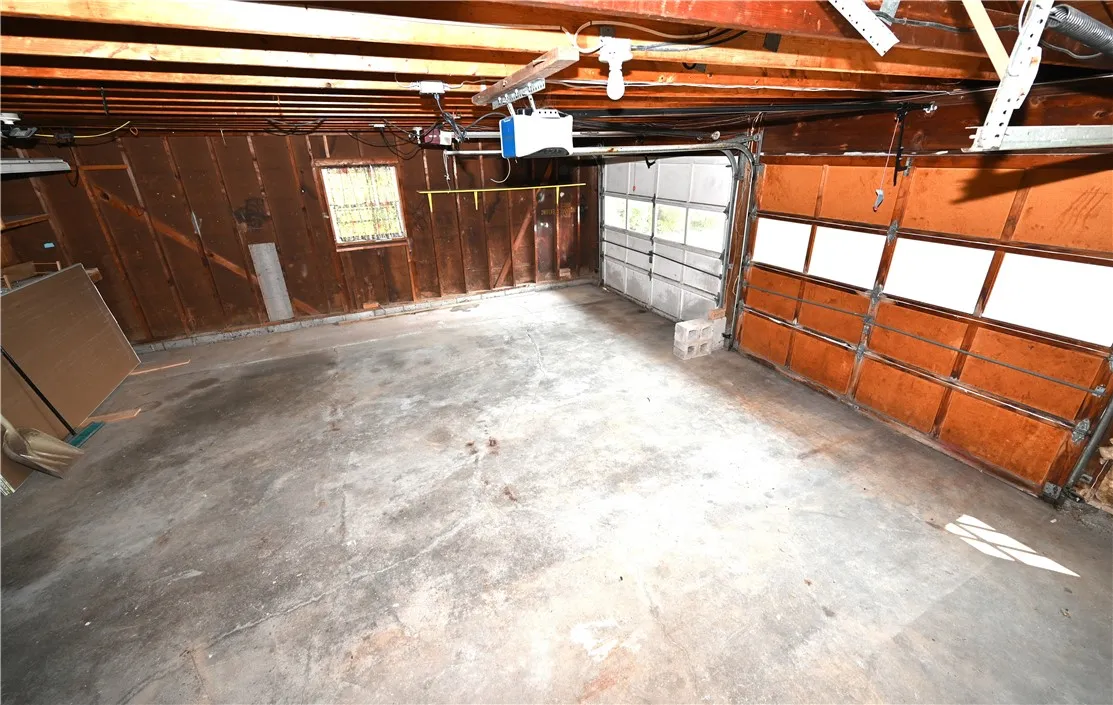 1093 Washington St Lower, Ogden, New York 14559, Ogden, New York 14559, 2 Bedrooms Bedrooms, 4 Rooms Rooms,1 BathroomBathrooms,Residential Lease,For Rent,1093 Washington St Lower, Ogden, New York 14559,0,R1637292