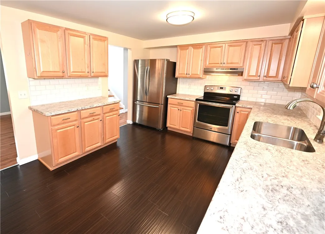 1093 Washington St Lower, Ogden, New York 14559, Ogden, New York 14559, 2 Bedrooms Bedrooms, 4 Rooms Rooms,1 BathroomBathrooms,Residential Lease,For Rent,1093 Washington St Lower, Ogden, New York 14559,0,R1637292