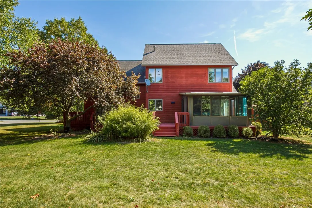 45 Pinewood, Chili, New York 14624, Chili, New York 14624, 3 Bedrooms Bedrooms, 8 Rooms Rooms,2 BathroomsBathrooms,Residential,Closed,45 Pinewood, Chili, New York 14624,0,R1636812