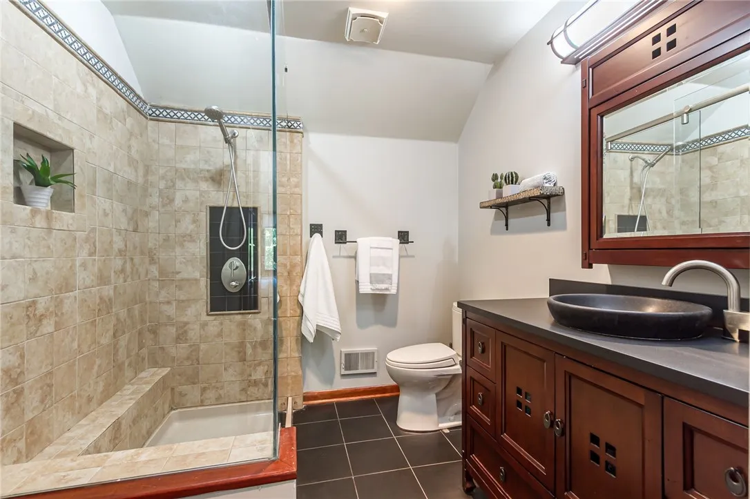 45 Pinewood, Chili, New York 14624, Chili, New York 14624, 3 Bedrooms Bedrooms, 8 Rooms Rooms,2 BathroomsBathrooms,Residential,Closed,45 Pinewood, Chili, New York 14624,0,R1636812