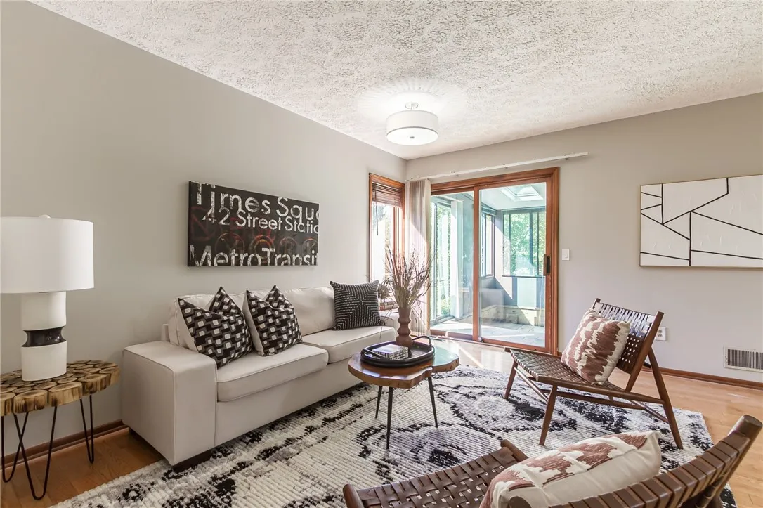 45 Pinewood, Chili, New York 14624, Chili, New York 14624, 3 Bedrooms Bedrooms, 8 Rooms Rooms,2 BathroomsBathrooms,Residential,Closed,45 Pinewood, Chili, New York 14624,0,R1636812