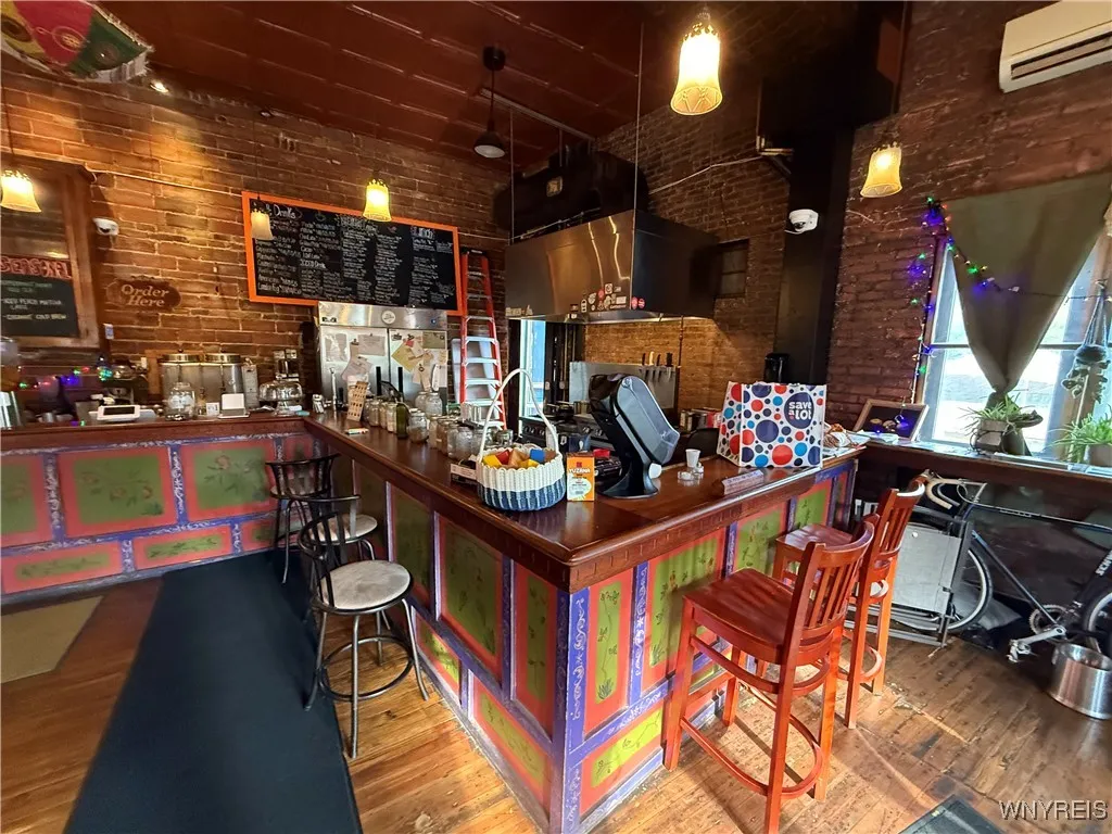 212 Grant Street, Buffalo, New York 14213, Buffalo, New York 14213, ,Commercial Lease,For Rent,212 Grant Street, Buffalo, New York 14213,0,B1637303