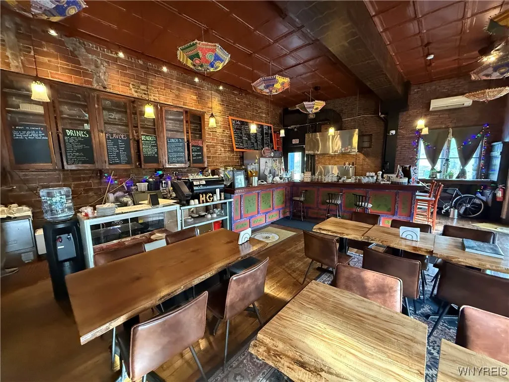 212 Grant Street, Buffalo, New York 14213, Buffalo, New York 14213, ,Commercial Lease,For Rent,212 Grant Street, Buffalo, New York 14213,0,B1637303
