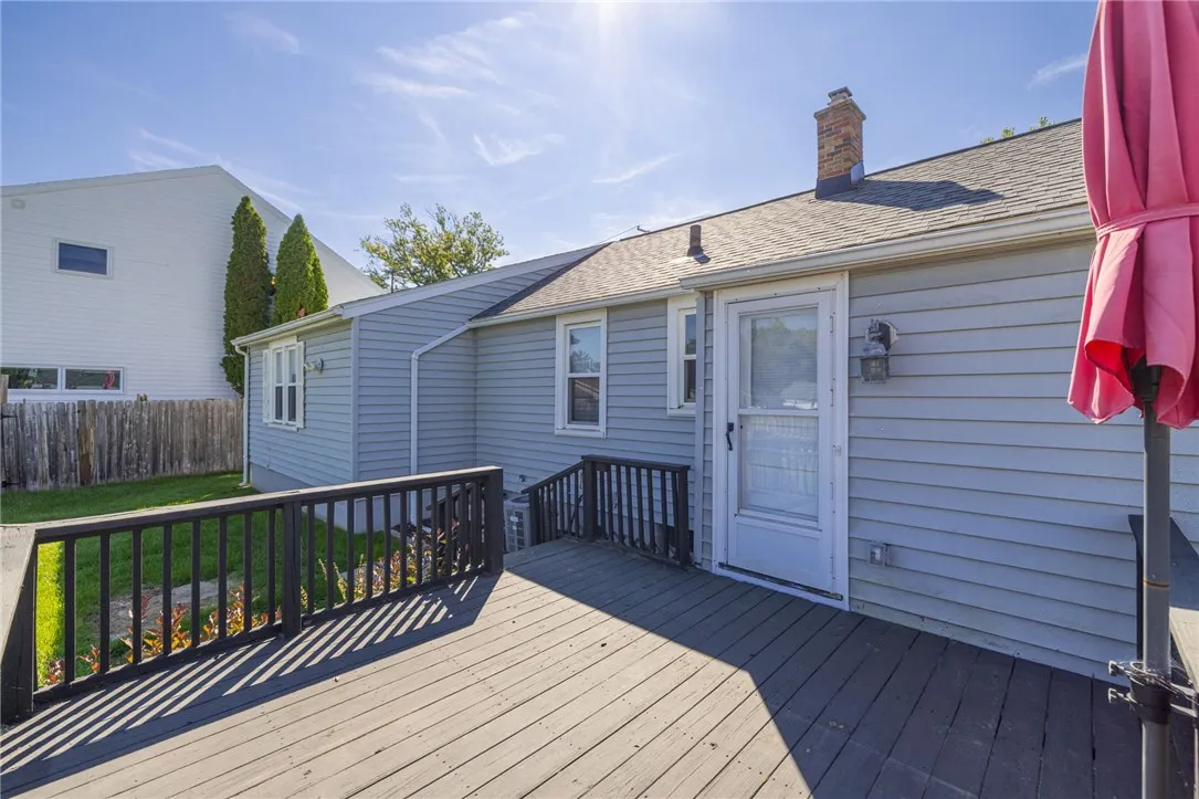 2986 Lyell Road, Gates, New York 14606, Gates, New York 14606, 2 Bedrooms Bedrooms, 6 Rooms Rooms,2 BathroomsBathrooms,Residential,Closed,2986 Lyell Road, Gates, New York 14606,0,R1636644