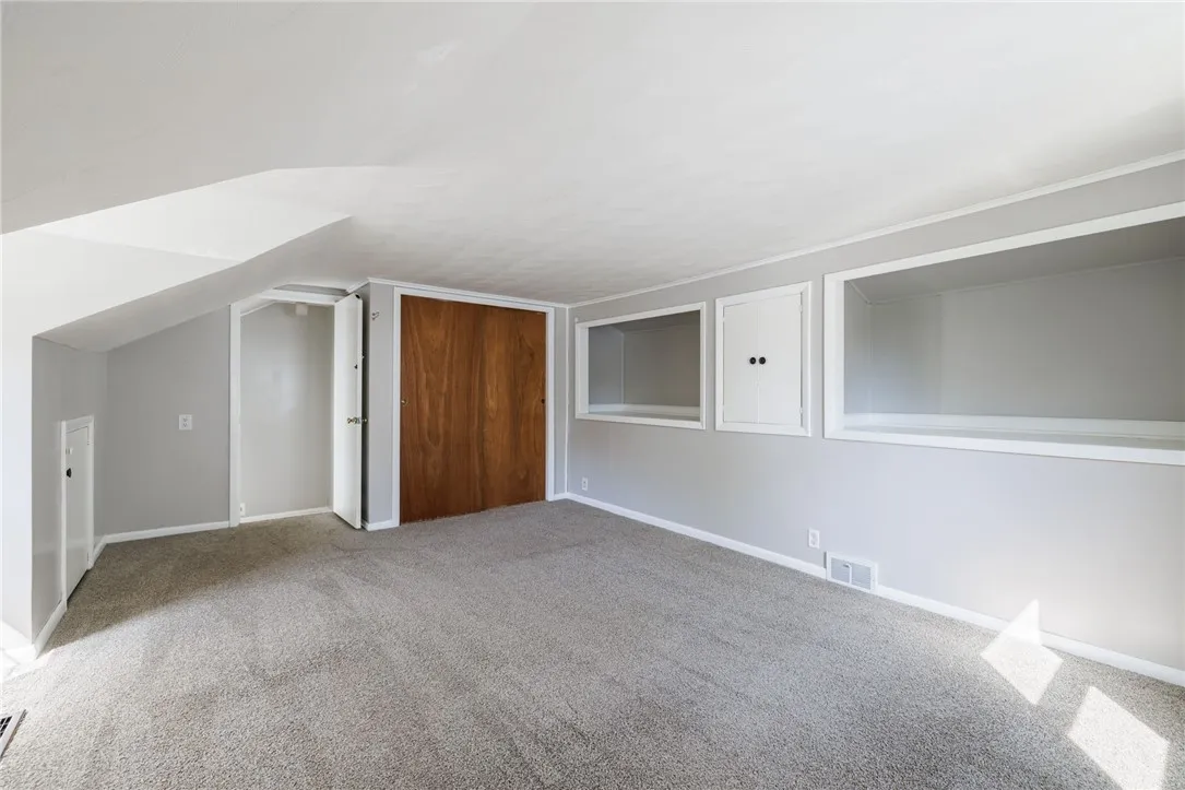 2986 Lyell Road, Gates, New York 14606, Gates, New York 14606, 2 Bedrooms Bedrooms, 6 Rooms Rooms,2 BathroomsBathrooms,Residential,Closed,2986 Lyell Road, Gates, New York 14606,0,R1636644