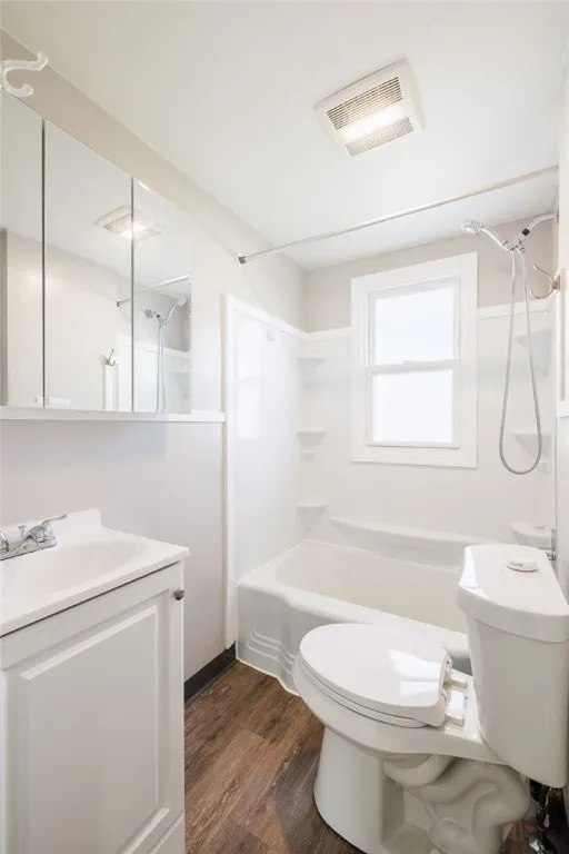 2986 Lyell Road, Gates, New York 14606, Gates, New York 14606, 2 Bedrooms Bedrooms, 6 Rooms Rooms,2 BathroomsBathrooms,Residential,Closed,2986 Lyell Road, Gates, New York 14606,0,R1636644