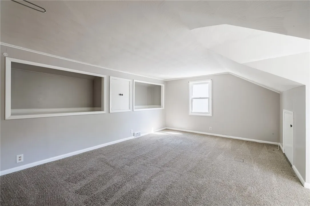 2986 Lyell Road, Gates, New York 14606, Gates, New York 14606, 2 Bedrooms Bedrooms, 6 Rooms Rooms,2 BathroomsBathrooms,Residential,Closed,2986 Lyell Road, Gates, New York 14606,0,R1636644