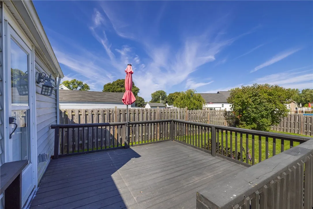 2986 Lyell Road, Gates, New York 14606, Gates, New York 14606, 2 Bedrooms Bedrooms, 6 Rooms Rooms,2 BathroomsBathrooms,Residential,Closed,2986 Lyell Road, Gates, New York 14606,0,R1636644