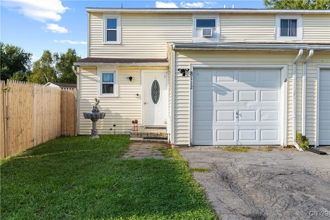 8112 Weblank Way, Clay, New York 13041, Clay, New York 13041, 3 Bedrooms Bedrooms, 7 Rooms Rooms,1 BathroomBathrooms,Residential,Closed,8112 Weblank Way, Clay, New York 13041,0,S1636772