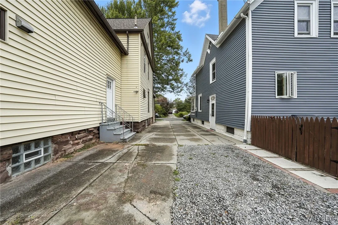 149 Adam Street, Tonawanda, New York 14150, Tonawanda, New York 14150, 3 Bedrooms Bedrooms, 3 Rooms Rooms,2 BathroomsBathrooms,Residential,For Sale,149 Adam Street, Tonawanda, New York 14150,0,B1635959