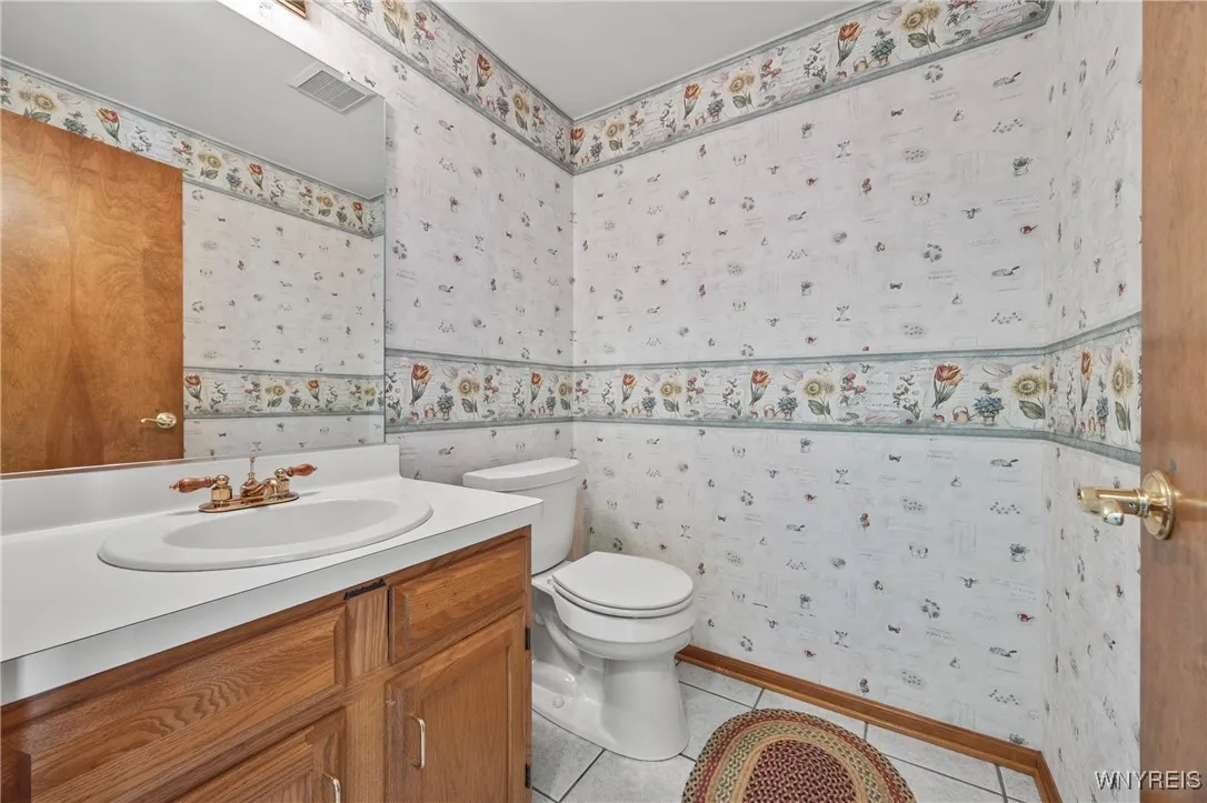 425 Homestead Drive, North Tonawanda, New York 141, North Tonawanda, New York 14120, 3 Bedrooms Bedrooms, 6 Rooms Rooms,1 BathroomBathrooms,Residential,For Sale,425 Homestead Drive, North Tonawanda, New York 141,0,B1637288