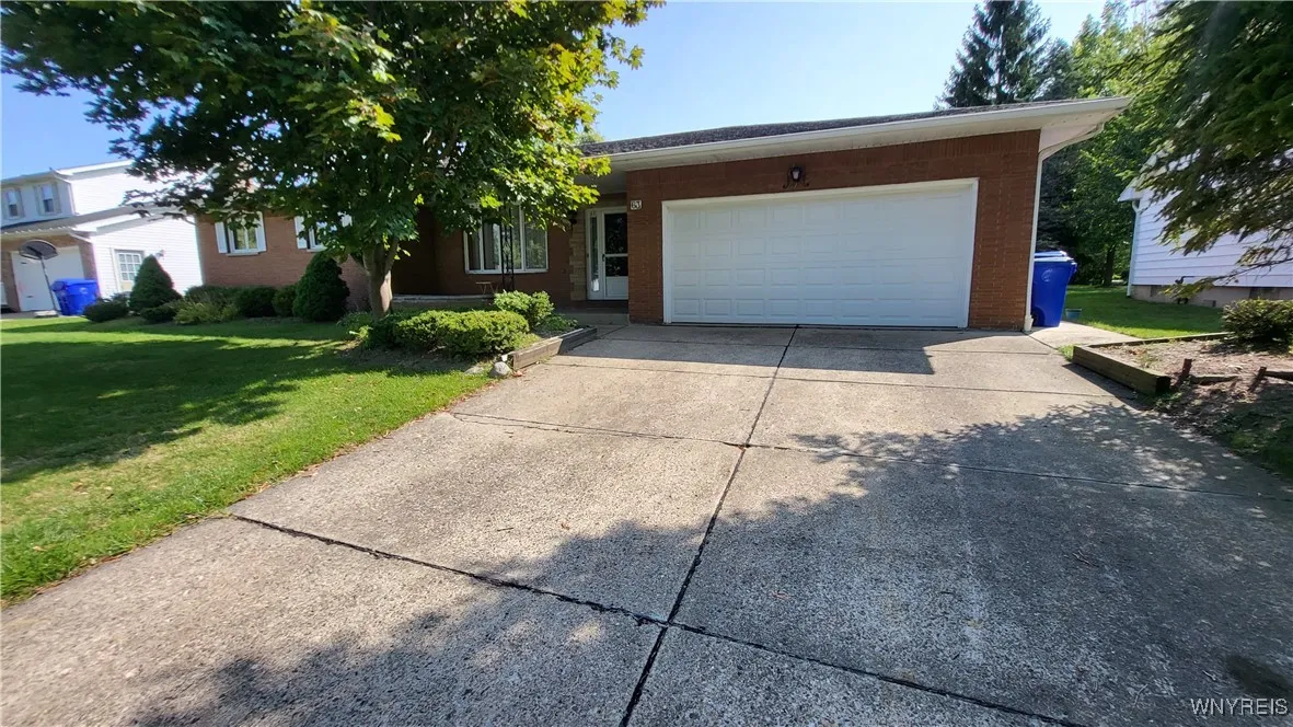 63 Sunrise Terrace, West Seneca, New York 14224, West Seneca, New York 14224, 3 Bedrooms Bedrooms, 7 Rooms Rooms,1 BathroomBathrooms,Residential,For Sale,63 Sunrise Terrace, West Seneca, New York 14224,0,B1636912