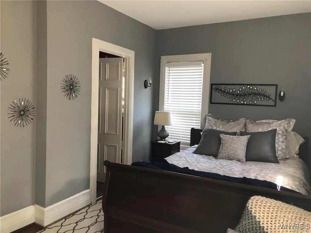 236 Bryant Street, Buffalo, New York 14222, Buffalo, New York 14222, 4 Bedrooms Bedrooms, 9 Rooms Rooms,3 BathroomsBathrooms,Residential Lease,For Rent,236 Bryant Street, Buffalo, New York 14222,0,B1636733