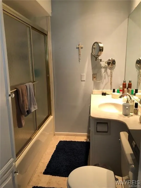 236 Bryant Street, Buffalo, New York 14222, Buffalo, New York 14222, 4 Bedrooms Bedrooms, 9 Rooms Rooms,3 BathroomsBathrooms,Residential Lease,For Rent,236 Bryant Street, Buffalo, New York 14222,0,B1636733