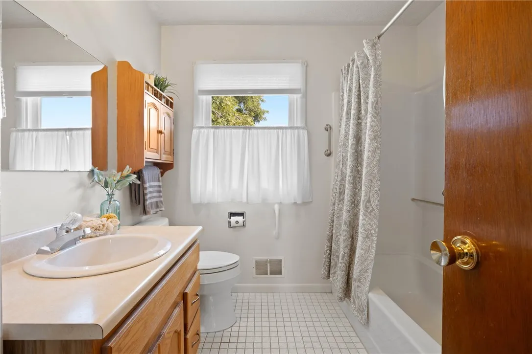 219 Peck Road, Parma, New York 14468, Parma, New York 14468, 3 Bedrooms Bedrooms, 6 Rooms Rooms,1 BathroomBathrooms,Residential,Closed,219 Peck Road, Parma, New York 14468,0,R1634258