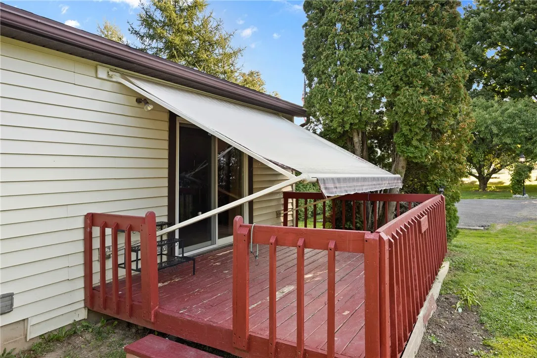 219 Peck Road, Parma, New York 14468, Parma, New York 14468, 3 Bedrooms Bedrooms, 6 Rooms Rooms,1 BathroomBathrooms,Residential,Closed,219 Peck Road, Parma, New York 14468,0,R1634258