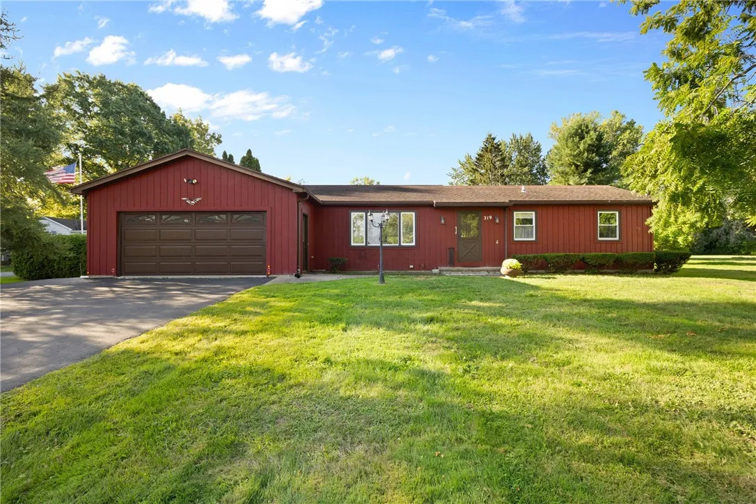 219 Peck Road, Parma, New York 14468, Parma, New York 14468, 3 Bedrooms Bedrooms, 6 Rooms Rooms,1 BathroomBathrooms,Residential,Closed,219 Peck Road, Parma, New York 14468,0,R1634258